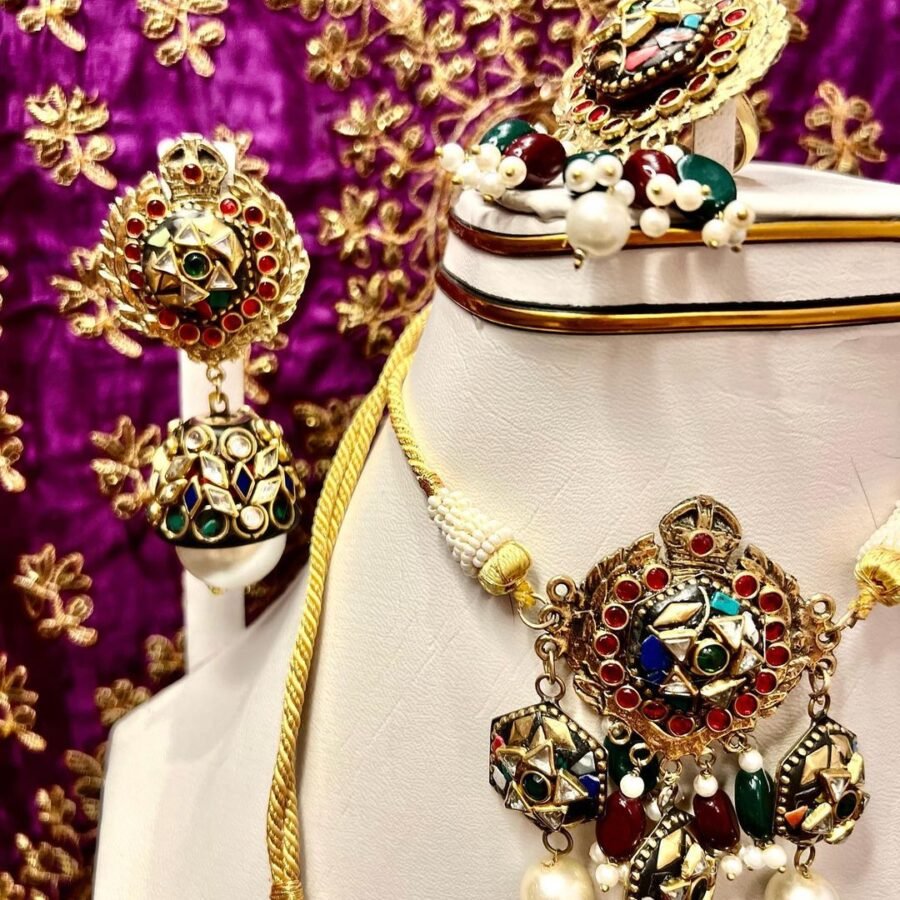 Vintage kundan