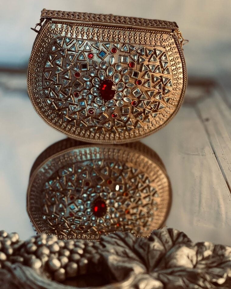 Mini Ethnic - Image 1