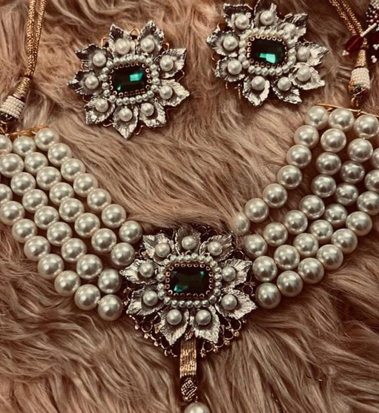 Sunflower Treasure choker - Image 6