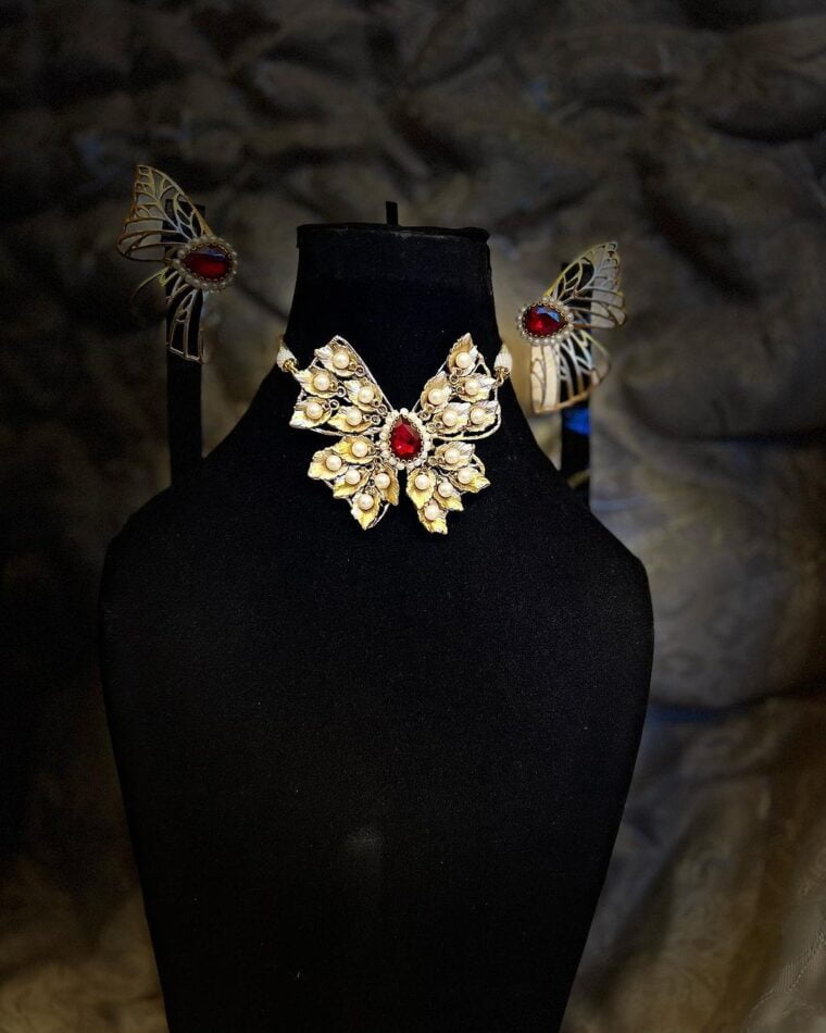 Butterflies Signature Choker Set - Image 6