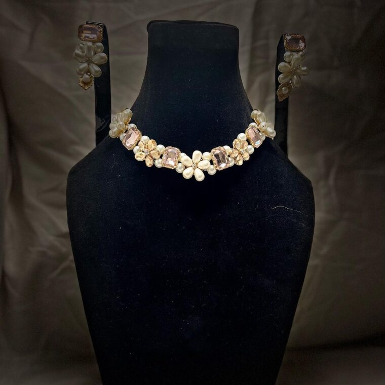 Signature Flower Treasure - Image 6
