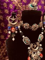 Antique Gold Chand Taara Set With Kundan - Image 4