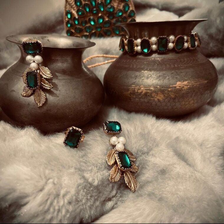 Gems Treasure Choker Set - Image 7