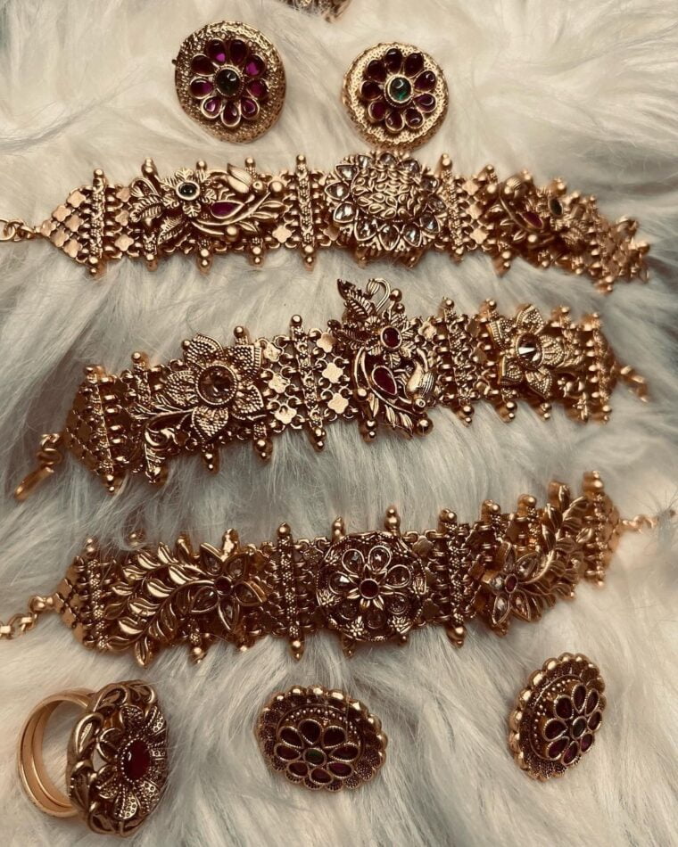 Rajwari Signature choker - Image 1