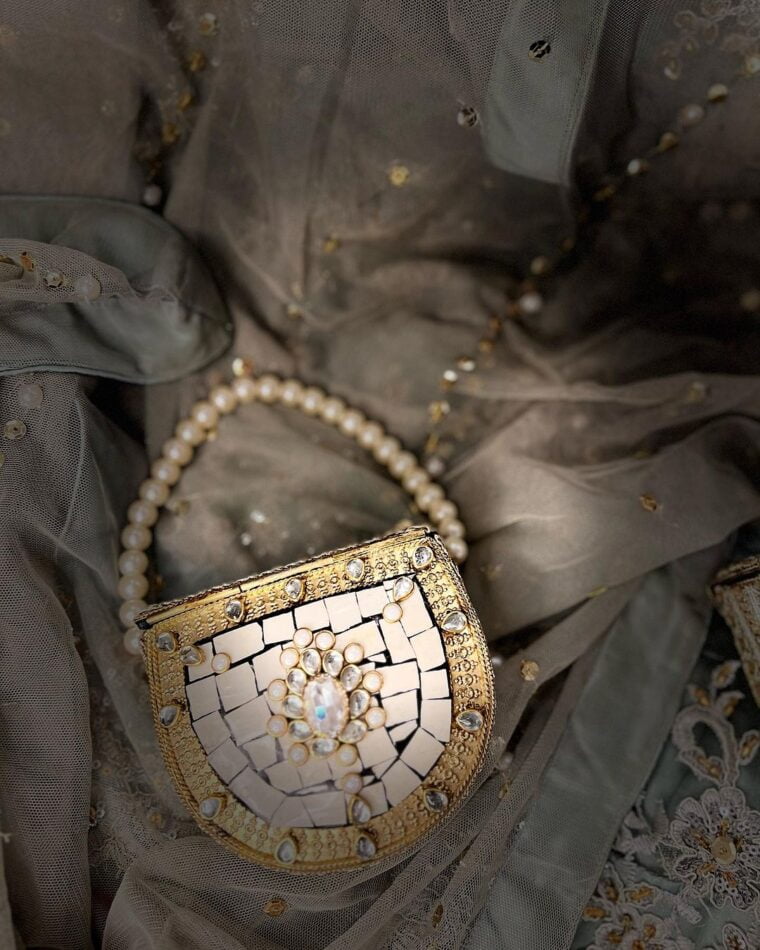 Silver and Gold  Mini Treasure - Image 4