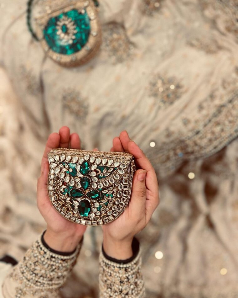 Green Mini Mehndi Treasure - Image 1
