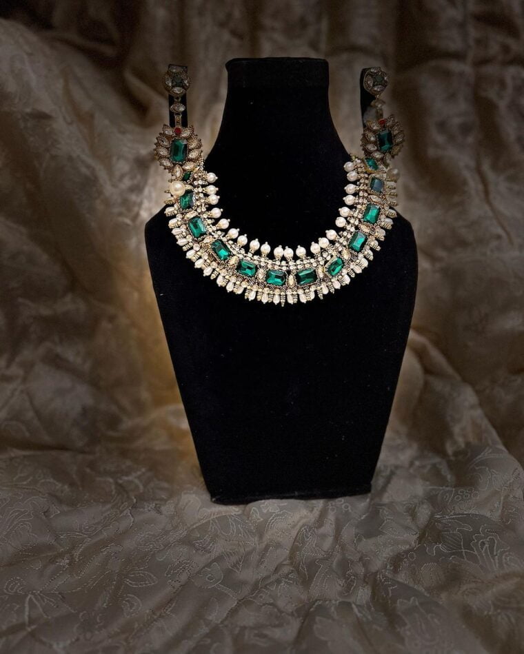 Classic Treasure Set - Image 2