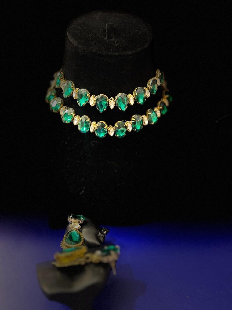 Devine Choker set - Image 17
