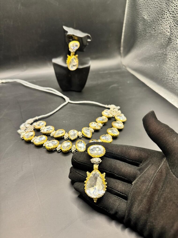 Devine Choker set - Image 11