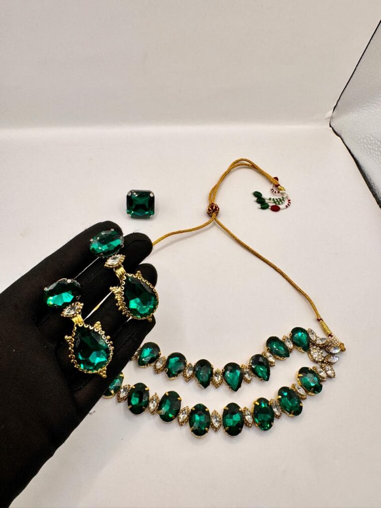 Devine Choker set - Image 7