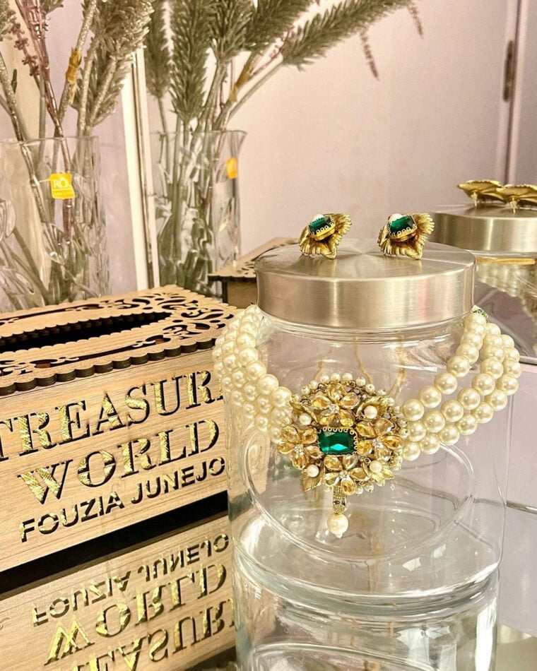 Pearls Choker Set - Image 6
