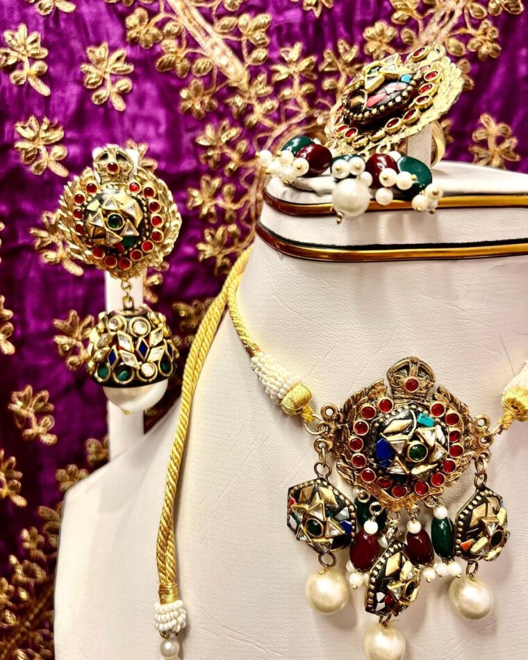 Vintage kundan - Image 1