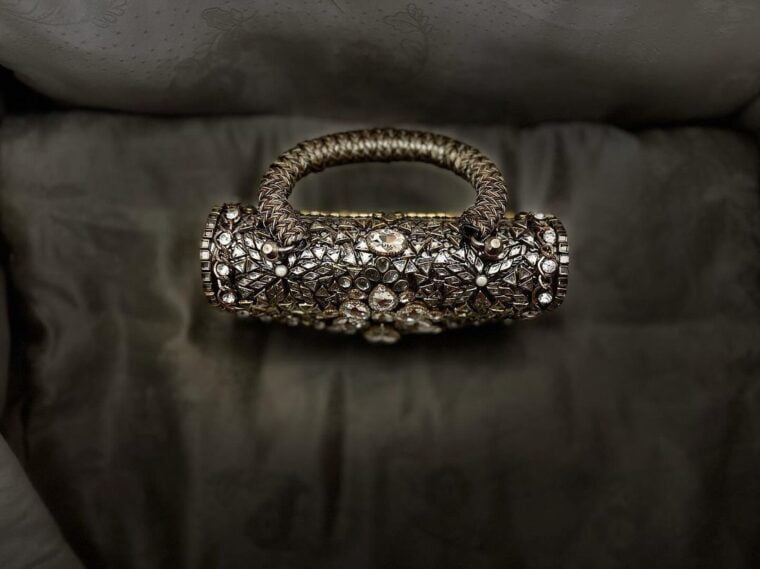 DIVA's - Image 3