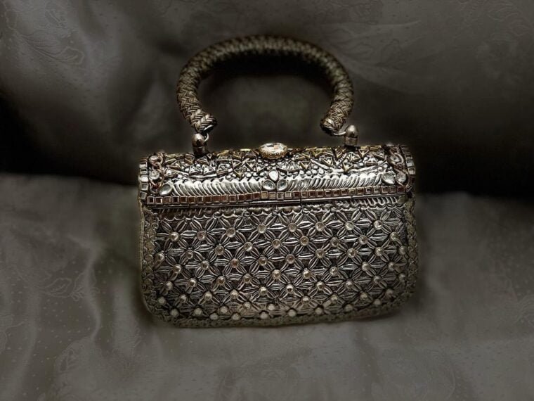 DIVA's - Image 2