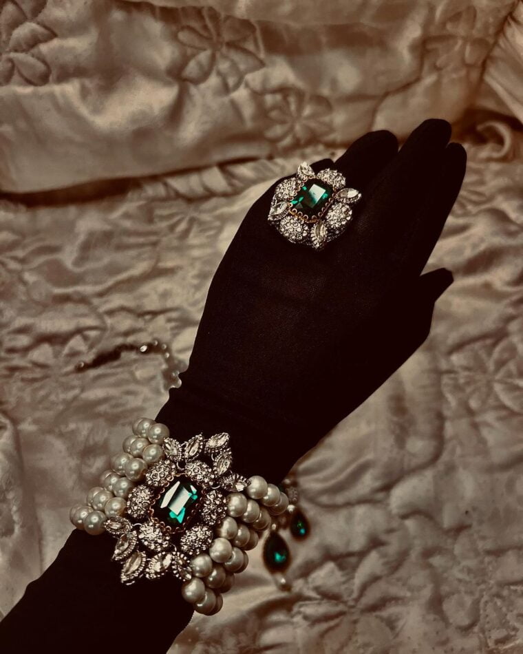 Signature Royal Emerald Set - Image 2