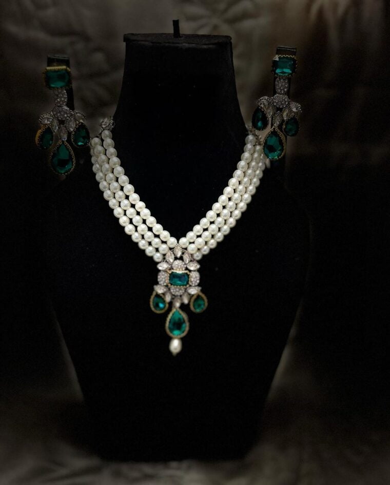 Signature Royal Emarald Set - Image 1