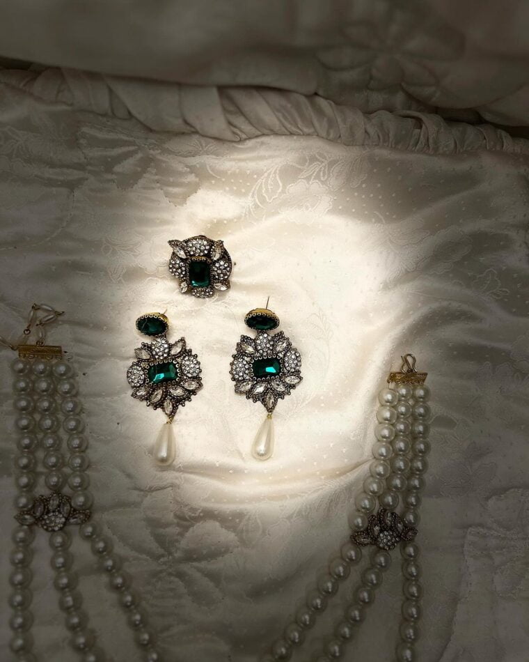 Signature Lux Emerald Set - Image 16