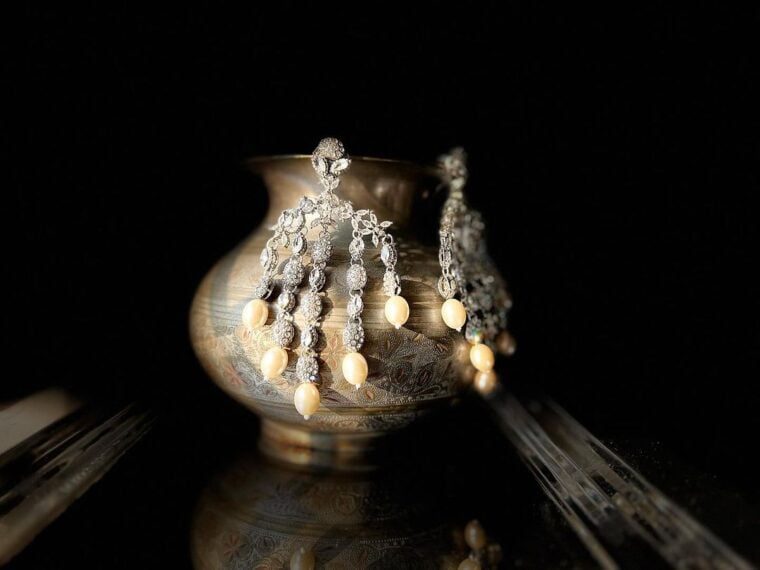 Silver Dangle Earrings Treasure - Image 2