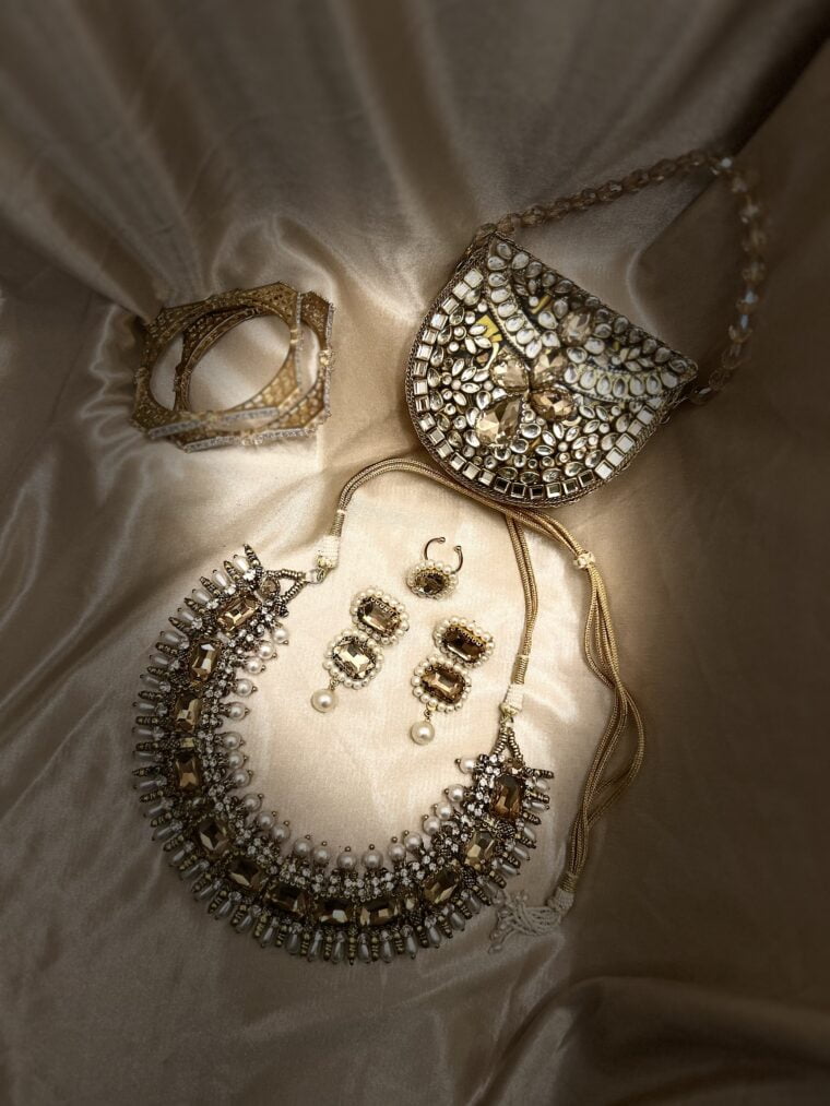 Set - Image 2