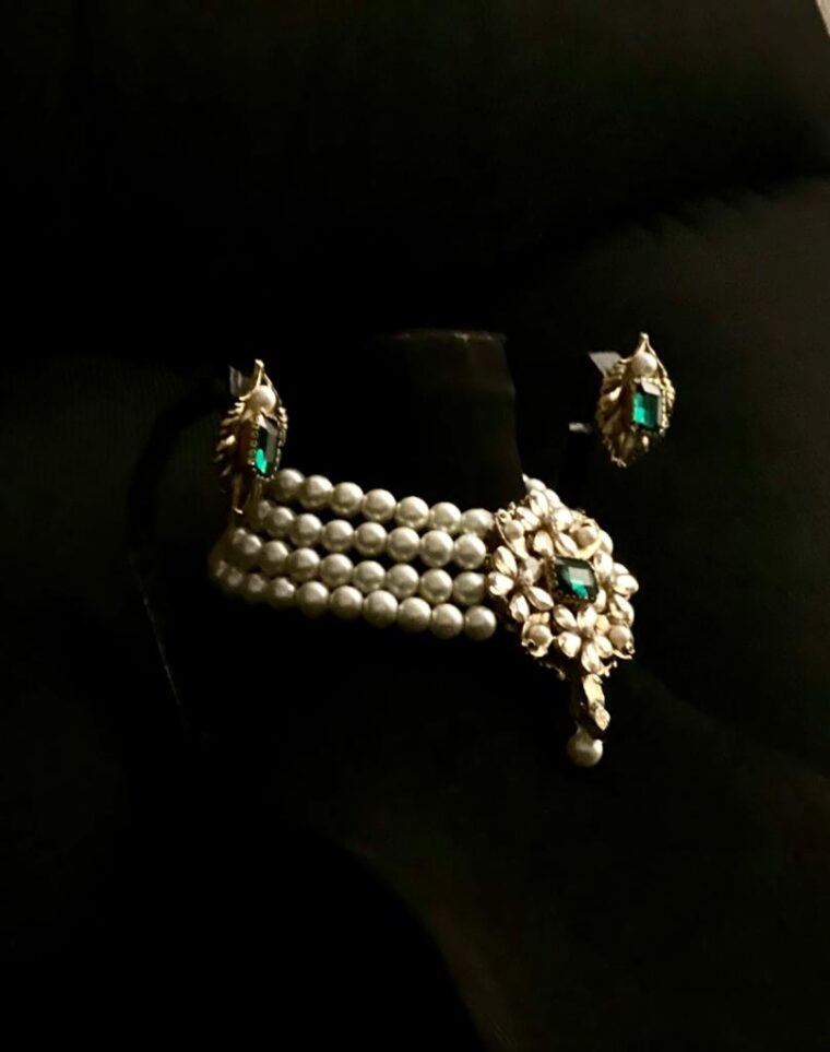 Pearls Choker Set - Image 9