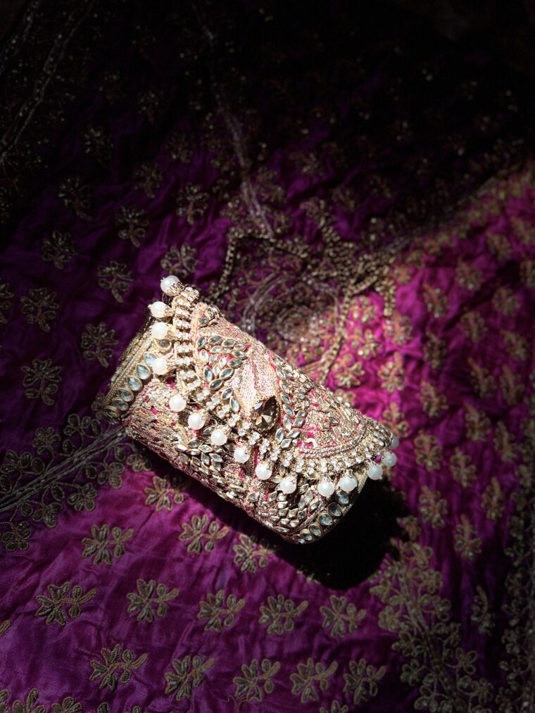 Bridal Dhol clutch - Image 6