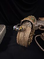 Heavy embellished silver bridal clutch - Image 10