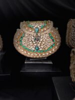 Heavy embellished silver bridal clutch - Image 3