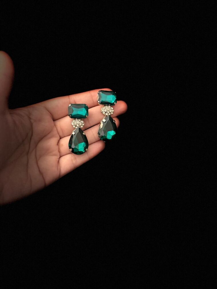 Silver and emarald bling set - Image 4