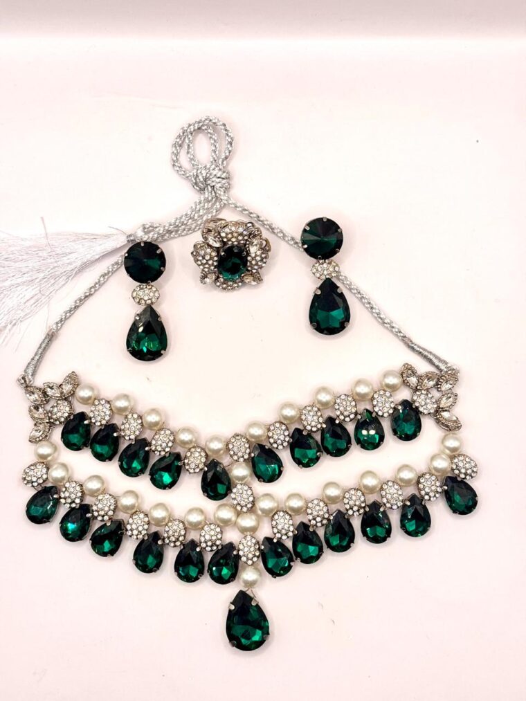 Silver and emarald bling set - Image 5