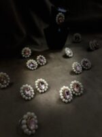 Green studs - Image 3