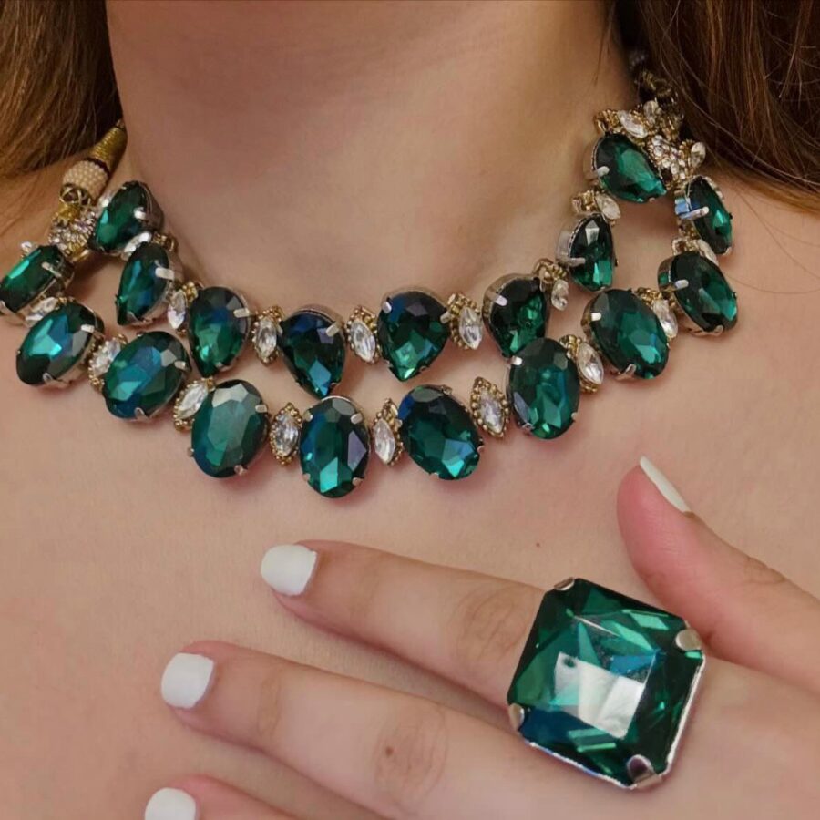 Emarald stone ring