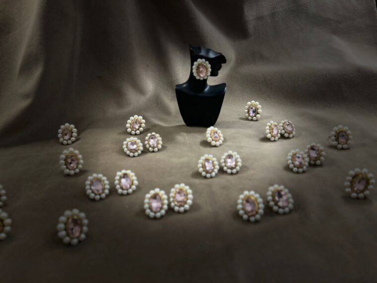 PINK PEARL STUDS - Image 1