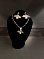 bees design necklace set - Image 2