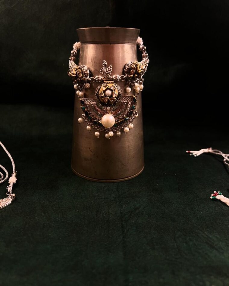 silver multi choker - Image 1