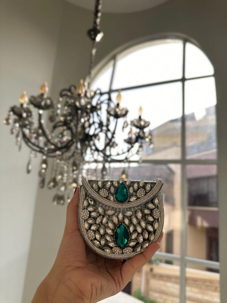 Bridal kundan silver clutch - Image 5