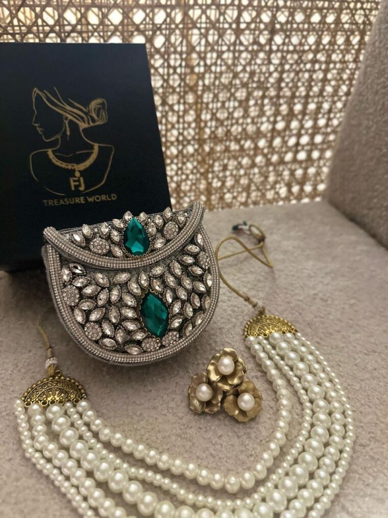 Bridal kundan silver clutch - Image 6