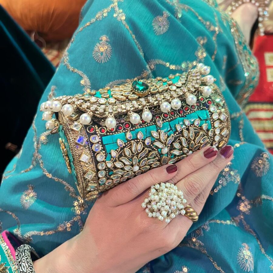 Green dhol clutch