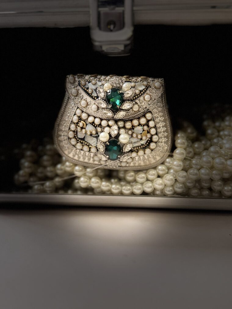 Silver Pearl Mini Clutch - Image 2