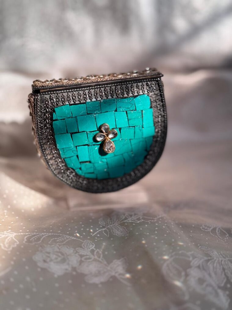 Kundan Clutches - Image 11