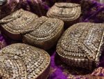 Gold Kundan clutch - Image 2