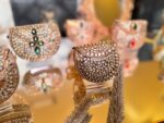 Kundan gold mini Clutch - Image 4