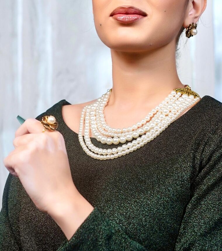 7 Layers Choker - Image 2