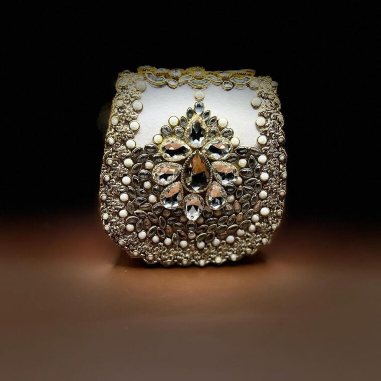 Ethnic treasure - Image 2