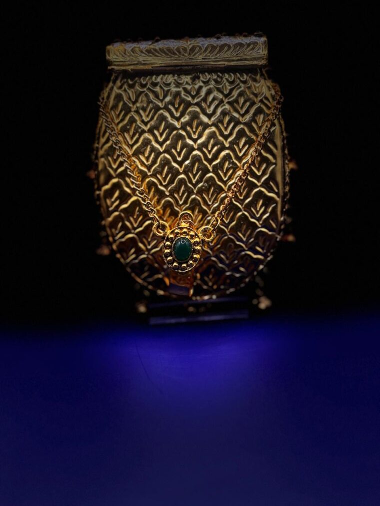 Mor mahal gold clutch - Image 5