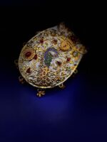 Mor Mahal –  Peacock Gold Bridal clutch - Image 4