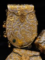 Mor mahal gold clutch - Image 2