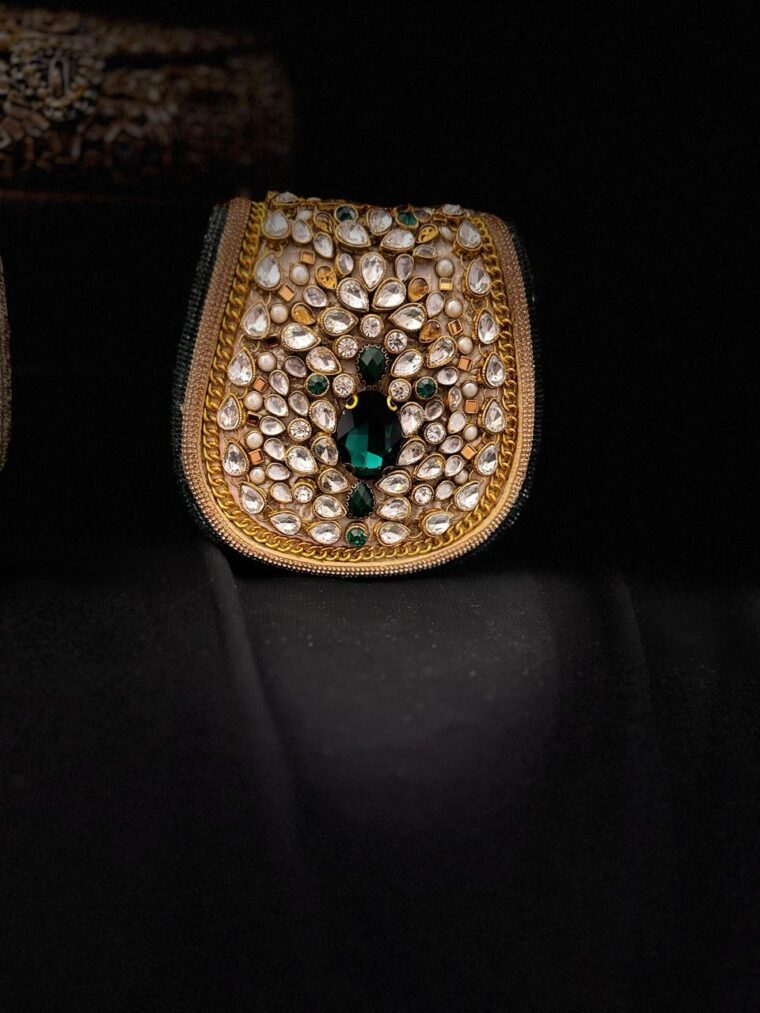Emerald bridal mini treasure - Image 7