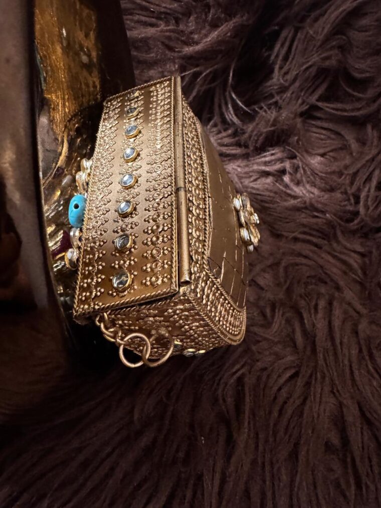 Mini Sea Fish Clutch – Dive Into Statement Style - Image 5