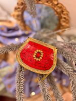 Zarmeena gold Kundan Clutches - Image 11