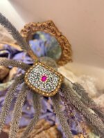 Zarmeena gold Kundan Clutches - Image 12